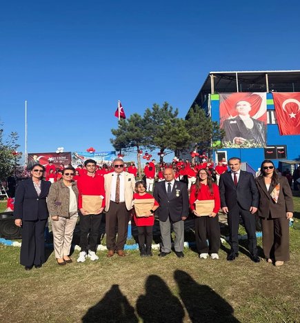 “Cumhuriyetin Çocukları Zirvede!”